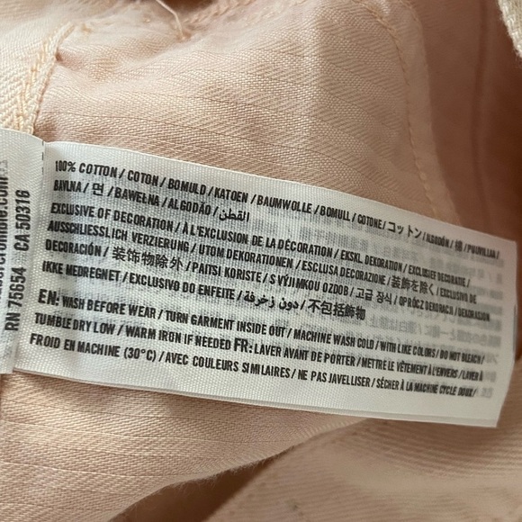 Hollister Short Shorts Light Orange Distressed Embroidery Size 13/31 - Picture 5 of 14